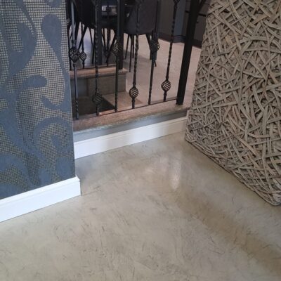 sistema VIRES per pavimenti in microcemento